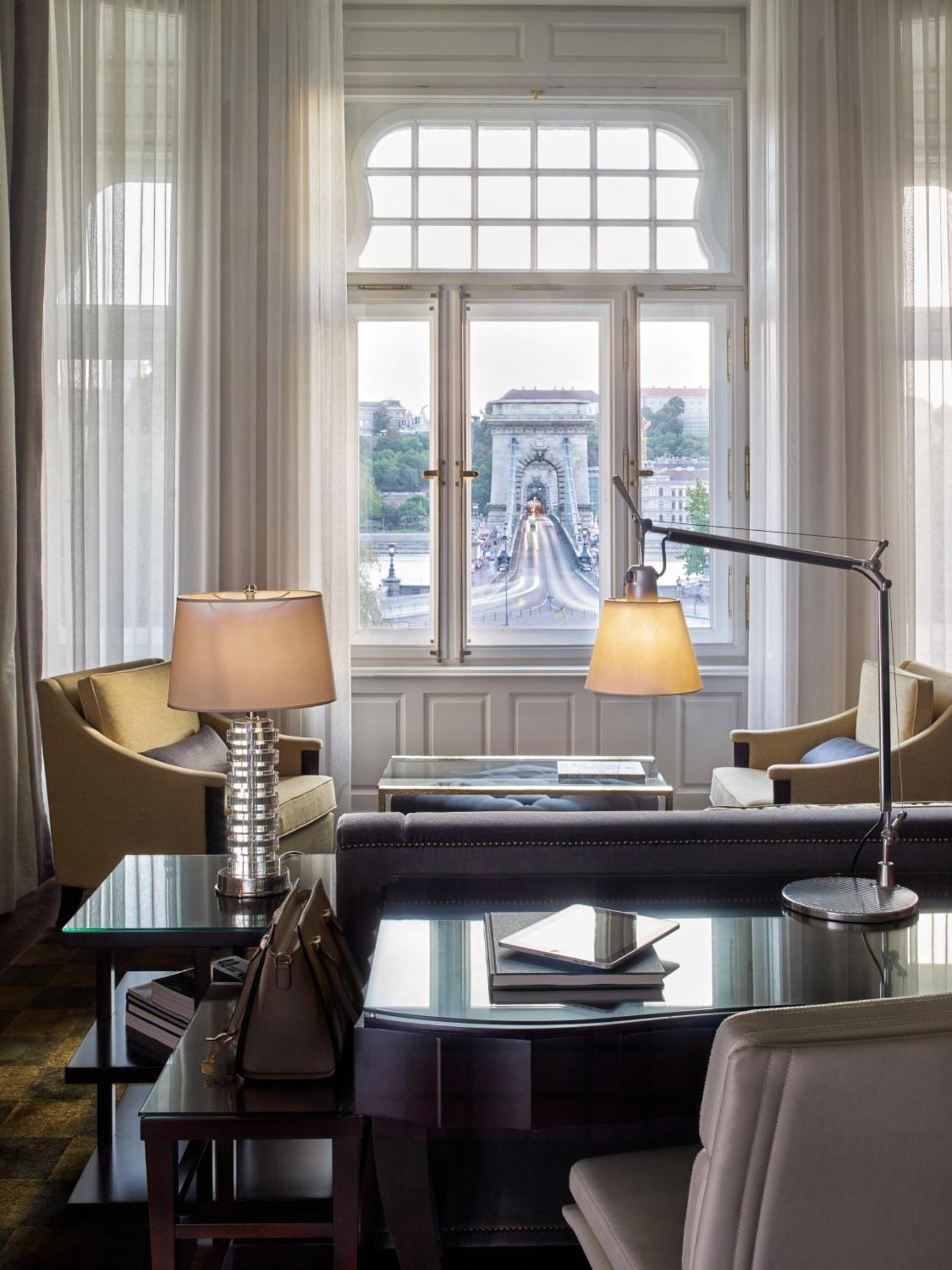 Four Seasons Hotel Gresham Palace Βουδαπέστη Εξωτερικό φωτογραφία